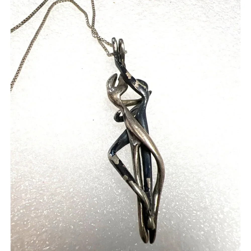Silver Couple Pendant Necklace 18" Chain Yin Yang Dance Abstract Modernist Vtg - Picture 5 of 10